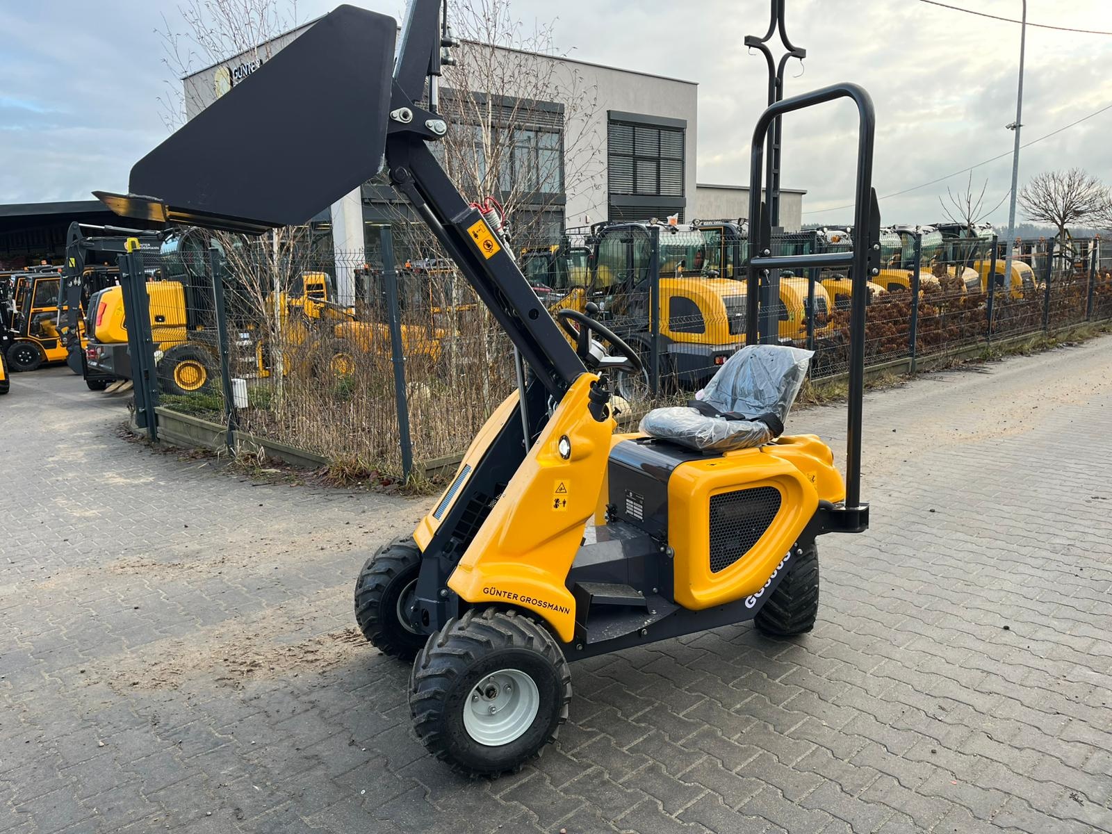 Günter Grossmann Günter Grossmann Mini lader GG300S - Compacte Driewielige Kniklader