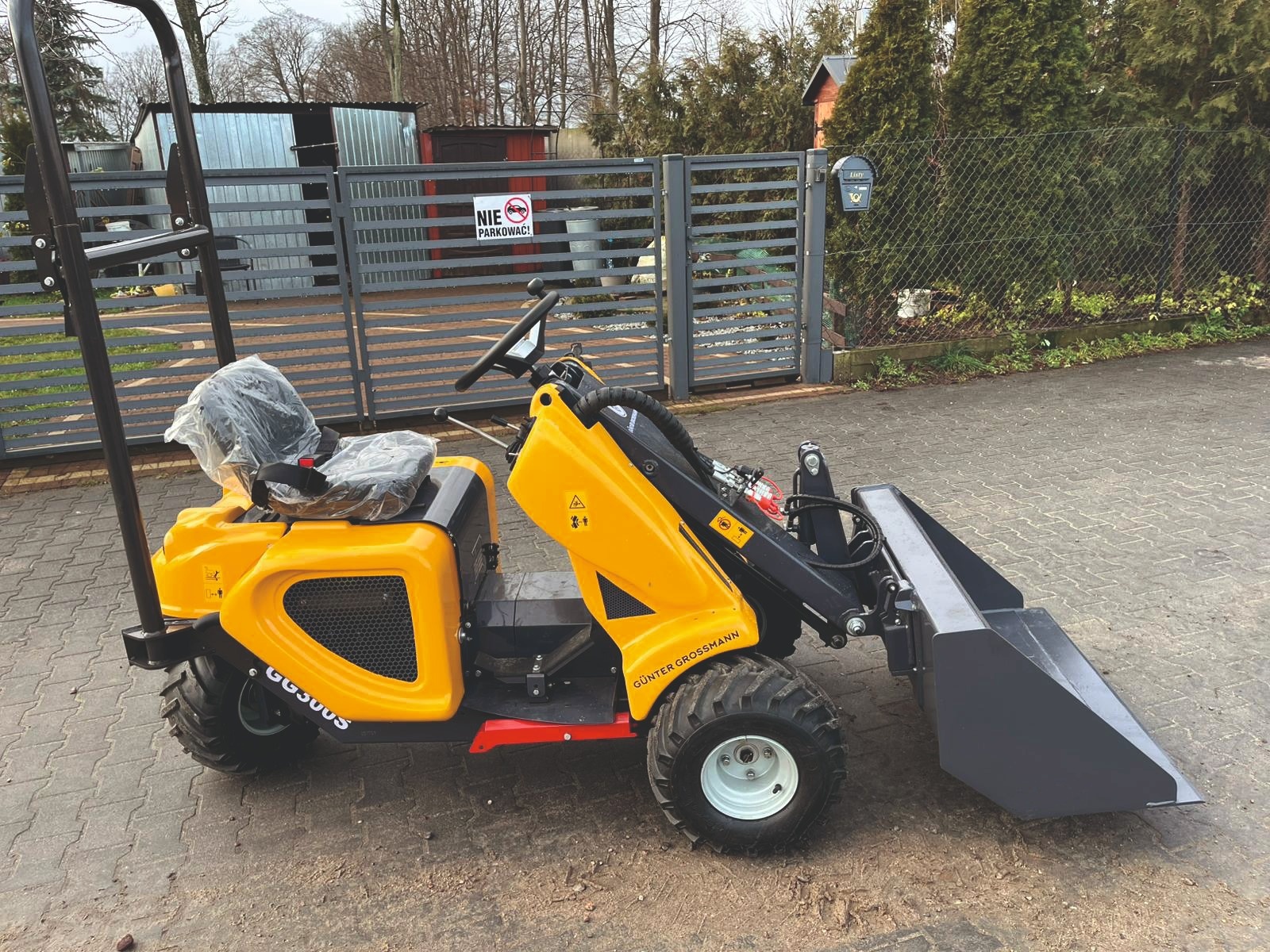 Günter Grossmann Günter Grossmann Mini lader GG300S - Compacte Driewielige Kniklader
