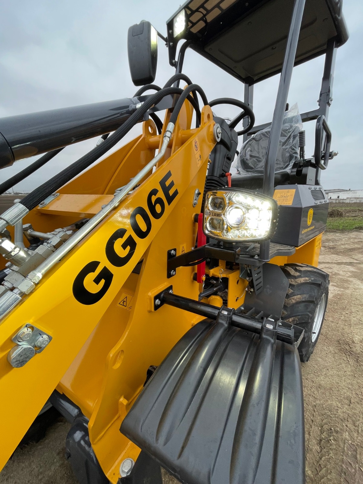 Gunter Lader GG06E Knickgelenkter Lader