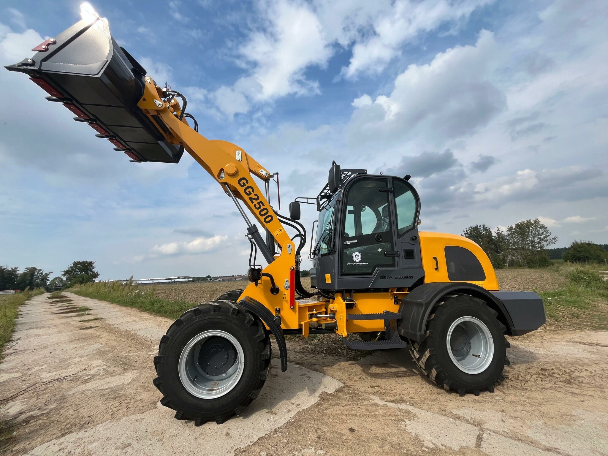 Gunter GG2500 Lader / shovel / loader