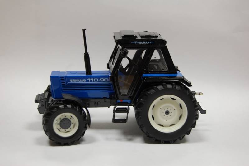 ROS ROS NEW HOLLAND 110-90 1/32