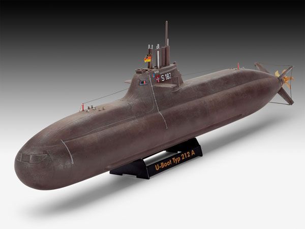 Revell REVELL GERMAN SUBMARINE CLASSE 212A 1/144