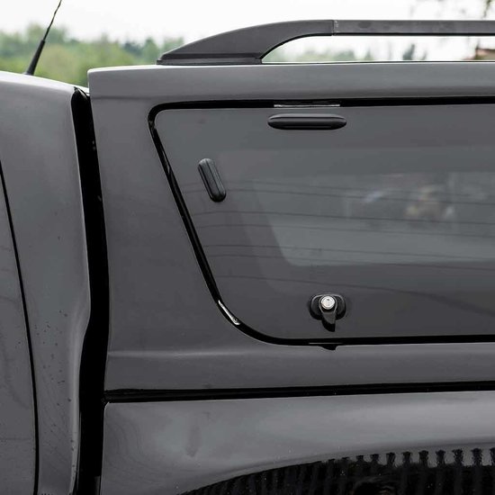 S-Series “Glazed” Hardtop Nissan NP300 (D23 Navara Navara) (2016 en nieuwer)