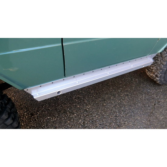 Raptor 4x4 SQUARED ROCK SLIDERS 80X50 MERCEDES G
