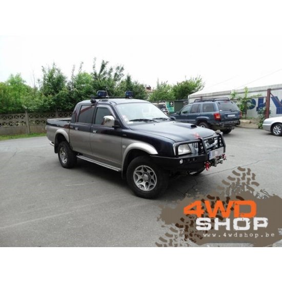 F-4X4 VOORBUMPER / WINCHBUMPER MET BULLBAR MITSUBISHI L200 III 96-05