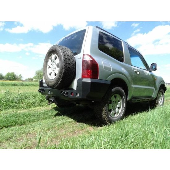 F-4X4 ACHTERBUMPER KORTE VERSIE MITSUBISHI PAJERO III 99-06