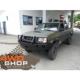 VOORBUMPER / WINCHBUMPER NISSAN NAVARA D22