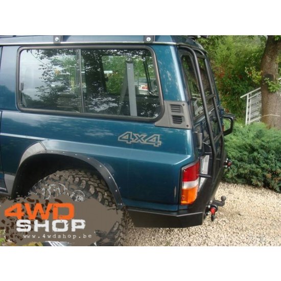F-4X4 ACHTERBUMPER NISSAN PATROL Y60