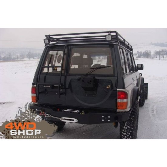 F-4X4 ACHTERBUMPER MET LIERPLAAT NISSAN PATROL Y60