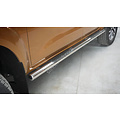 Stainless steel side bars with plastic steps - Nissan Navara (2015 -)
