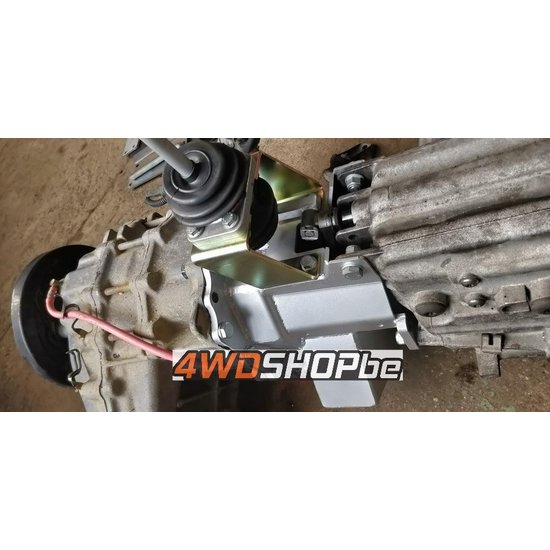 4WD SHOP BMW GS6-53DZ - NISSAN PATROL VERSNELLINGSBAK ADAPTER