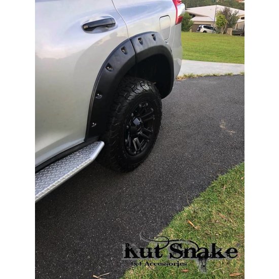 Kut Snake  FENDER FLARES FOR TOYOTA LAND CRUISER TOYOTA LAND CRUISER 150 / PRADO 150 – 55 MM WIDE