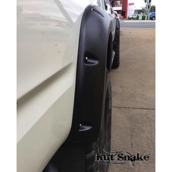 Kut Snake  FENDER FLARES FOR TOYOTA HI-LUX DOUBLE CAB – 95 MM WIDE