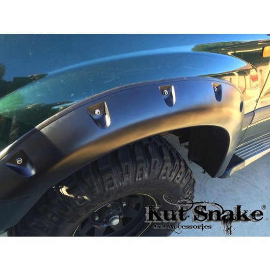 Kut Snake  FENDER FLARES FOR TOYOTA LAND CRUISER 100 – 55 MM WIDE