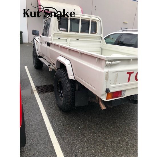 Kut Snake  FENDER FLARES FOR TOYOTA LAND CRUISER 75 SERIES PICK-UP TRUCK SINGLE CAB