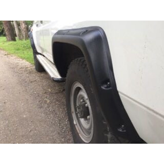 Kut Snake  SPATBORDVERBREDERS VOOR TOYOTA LAND CRUISER 78 – 50 MM BREED