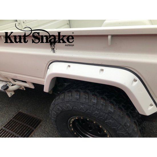 Kut Snake  SPATBORDVERBREDERS VOOR TOYOTA LAND CRUISER 79-SERIE PICK-UP TRUCK ENKELE CABINE 50mm