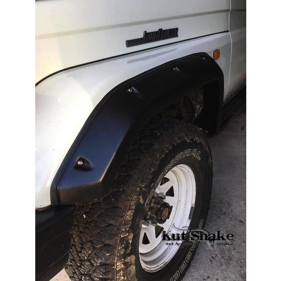 Kut Snake  SPATBORDVERBREDERS VOOR TOYOTA LAND CRUISER BJ7#,FJ7#, HJ7#,HZJ7#,HDJ7#,FZJ7#,PZJ7# 1985 TOT 2007 – 55 MM BREED