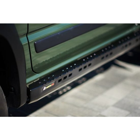 F-4X4 ROCKSLIDERS / TREEPLANKEN SUZUKI JIMNY IV 1.5 BENZINE 18-