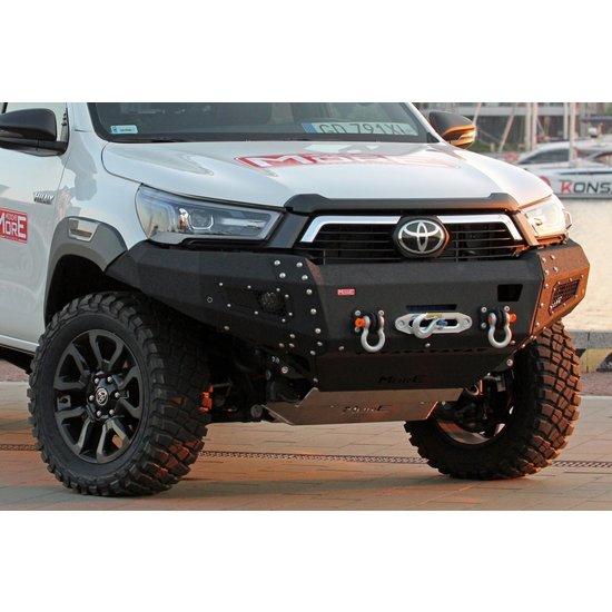 MorE 4x4 Winchbumper Toyota Hilux REVO MorE 4x4
