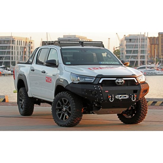 MorE 4x4 Winchbumper Toyota Hilux REVO MorE 4x4