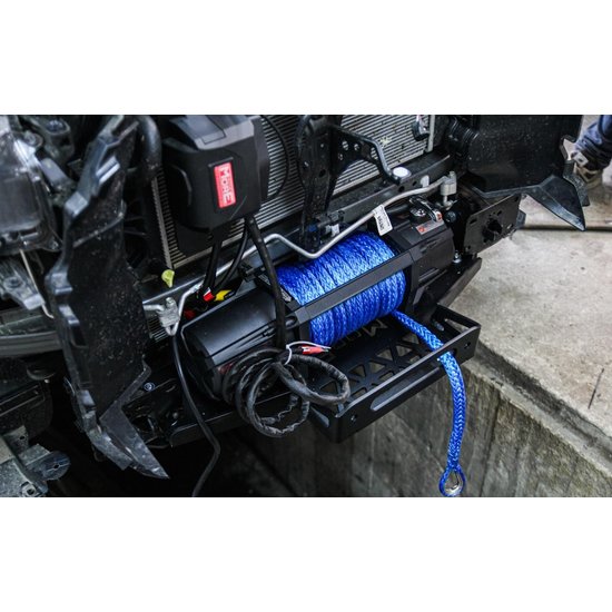 MorE 4x4  Lierbevestigingsplaat voor Toyota Hilux Revo 2020+