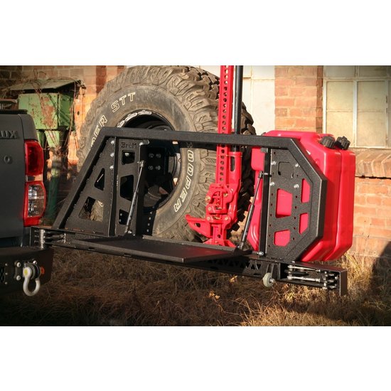 More4x4 Reservewiel houder + accessoires  More 4x4 achterbumpers voor pick-up's draaibaar