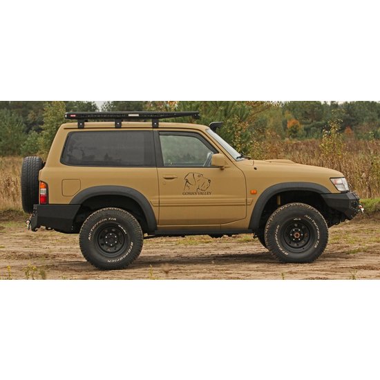 MorE 4x4 Rocksliders Nissan Patrol Y61 97-04 kort MorE 4x4