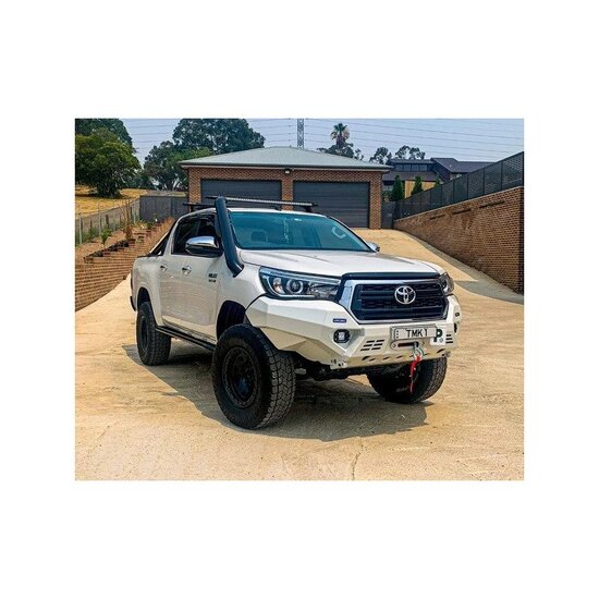 Rival 4x4 BUMPER FRONT RIVAL TOYOTA HILUX REVO, GELEVERD MET LINKPLAAT (zie beschrijving) (COMPETIEGEBRUIK)