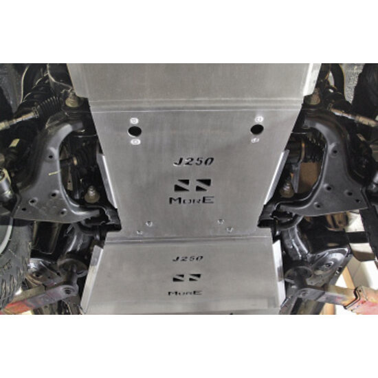 More4x4 Skidplates voor terreinwagens van Toyota Land Cruiser J250