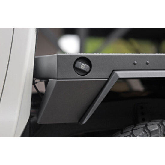 MorE 4x4 Transportcarrosserie van de Toyota Hilux Revo pick-up truck - laadbak