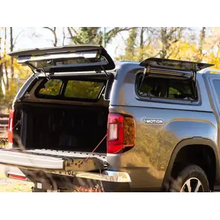 Aeroklas Stylish hardtop - right pop-up, left pop-out side window - painted - Amarok D/C 2023-