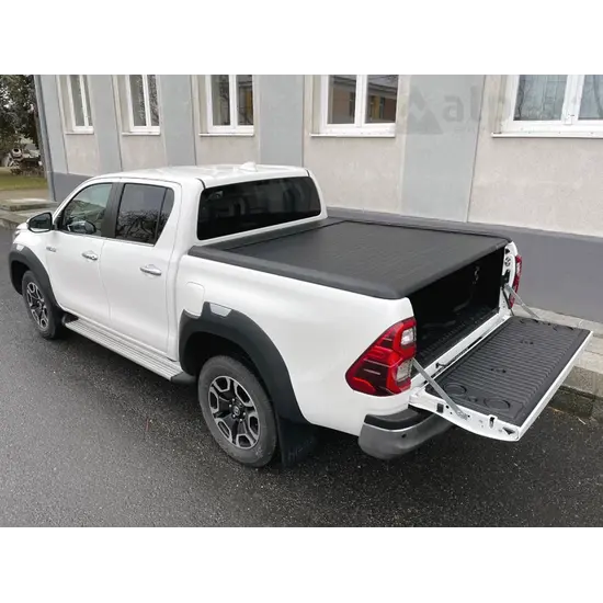 Mountain Top RealTruck Mountain Top EVOm Manual Roll Cover - black - Toyota D/C 2016-, 2026-