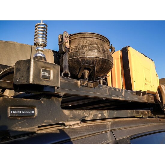 Potjie Pot/Dutch Oven & Carrier