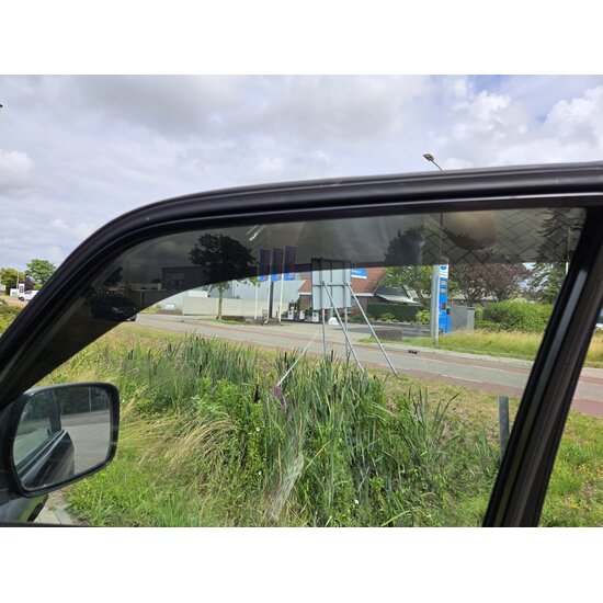 WeatherShields Wind deflectors for Toyota Land Cruiser