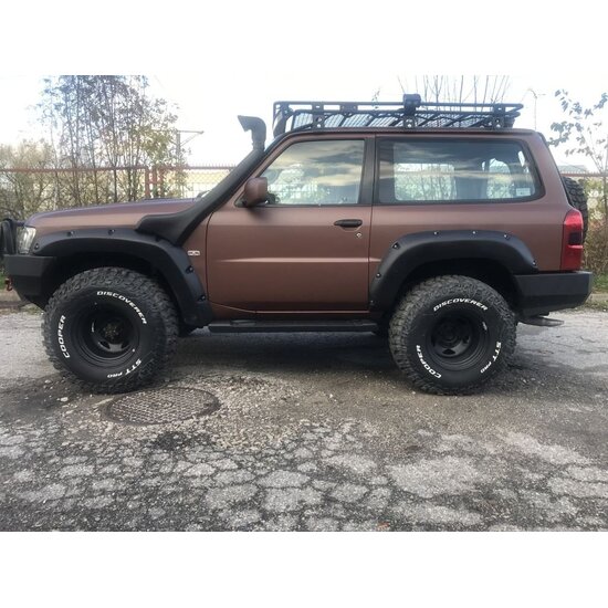 Kut Snake  Fender Flares for Nissan Patrol Y61 – 2-door (70 mm) (2005-2014)