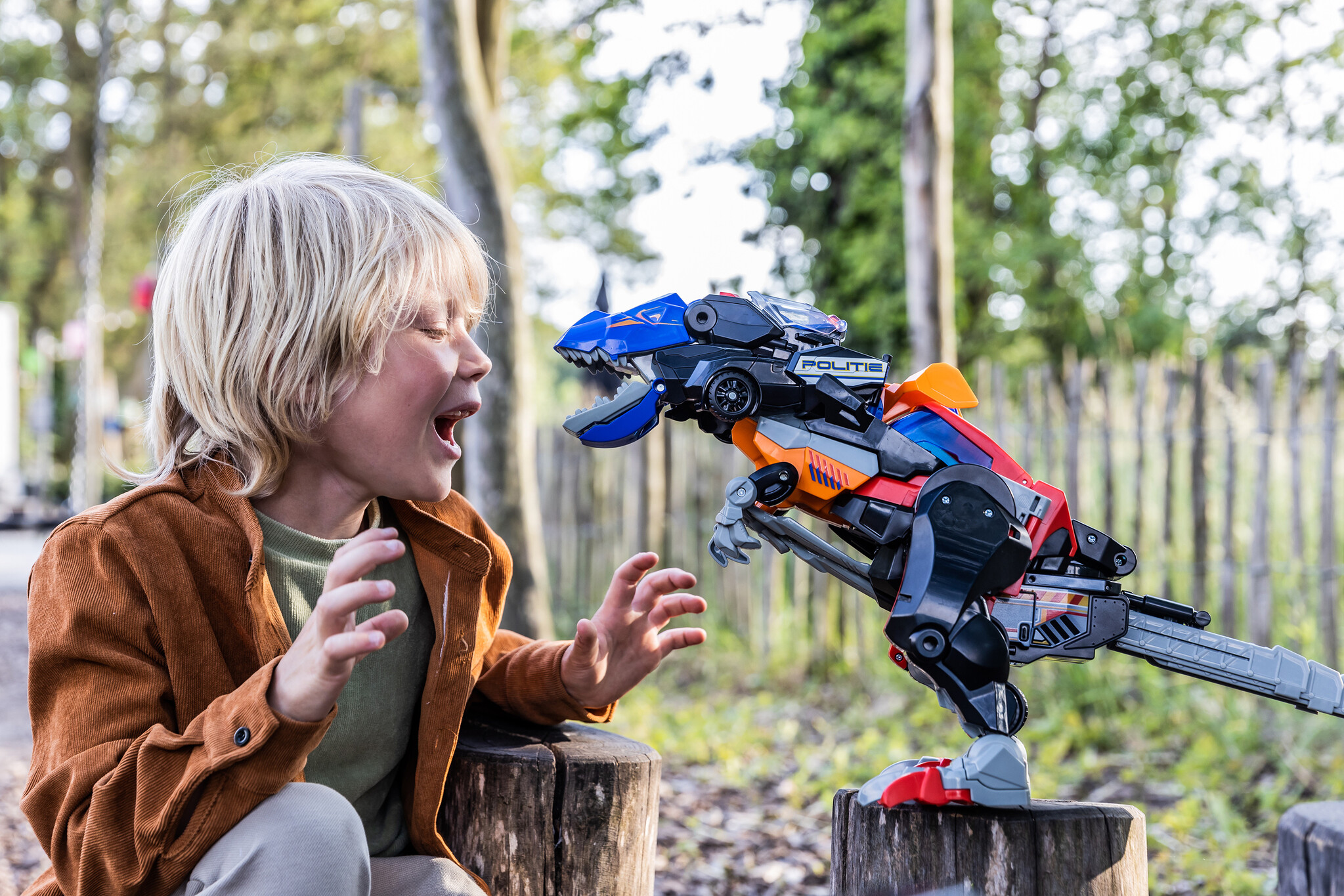 Switch & Go Dino's 3 in 1 Mega T-Rex - t Klavertje Vier