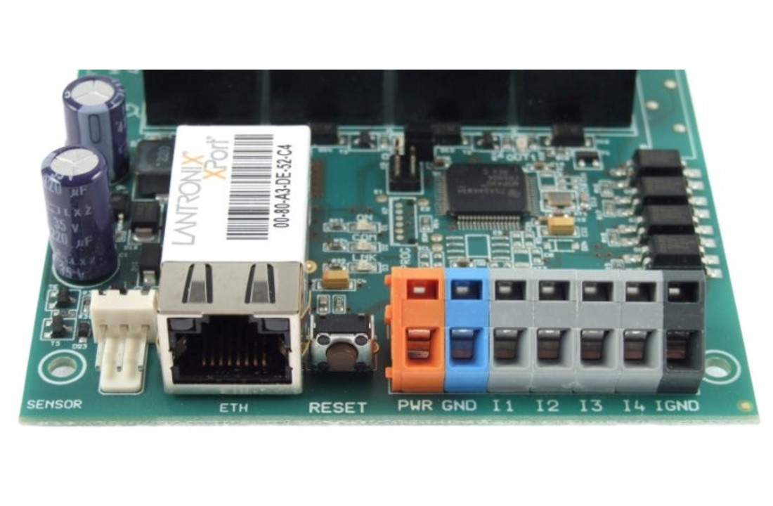 QUIDO_ETH_4/4 with 4 inputs, 4 outputs and thermometer