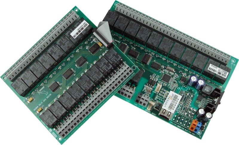 Quido ETH 2/32 with 2 inputs, 32 outputs and thermometer