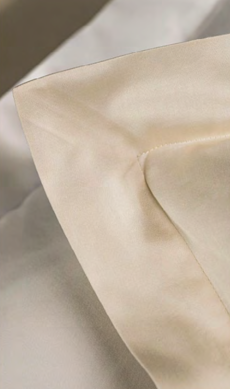Celso de Lemos Bedlinnen CAPELA  :( Satin -100 %  Egyptisch GIZA katoen- Extra lange draden /  1100 Thread Count )- 150 g/m2 - Copy