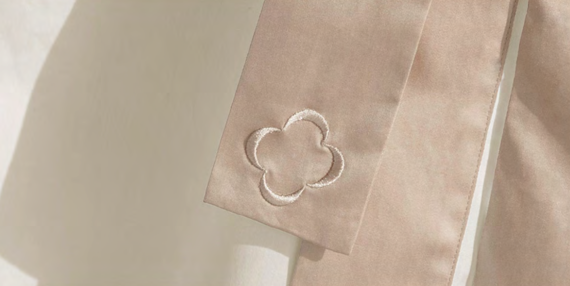 Celso de Lemos Peignoir MARY : (Satin - 100 % coton égyptien GIZA - Fils extra longs / 150 g/m²)