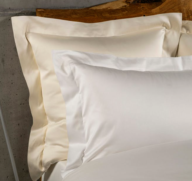 Celso de Lemos Linge de lit AMANDA : (100 % coton égyptien GIZA - Fils extra longs - 1400 fils/cm² - 110 g/m²)