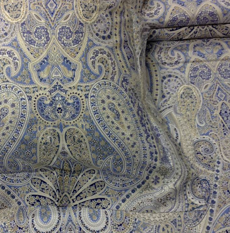 Piet Nollet Throw, cotton (Cashmere pattern 100% combed Egyptian cotton satin