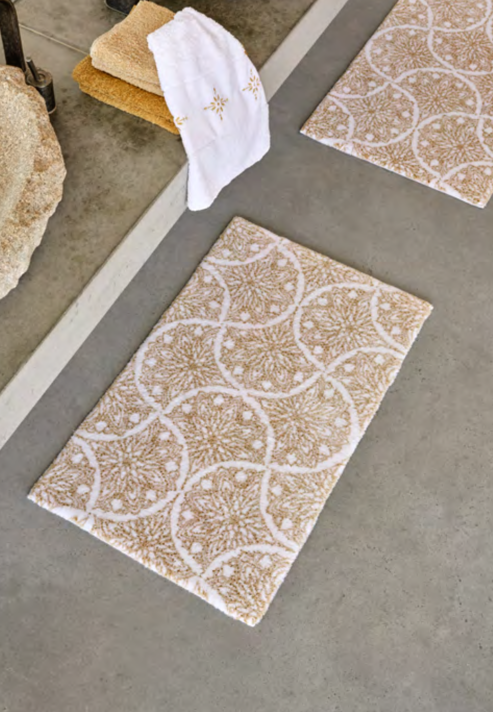 Habidecor  Tapis de bain ALAMBRA (98 % coton égyptien - GIZA / fil long / 1 % acrylique / 1 % lurex) - 2200 g/m²