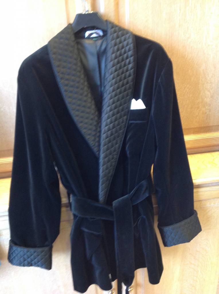 Piet Nollet Robe de chambre courte: en velours de coton avec doublure et ceinture contrastantes 100% soie satinée.