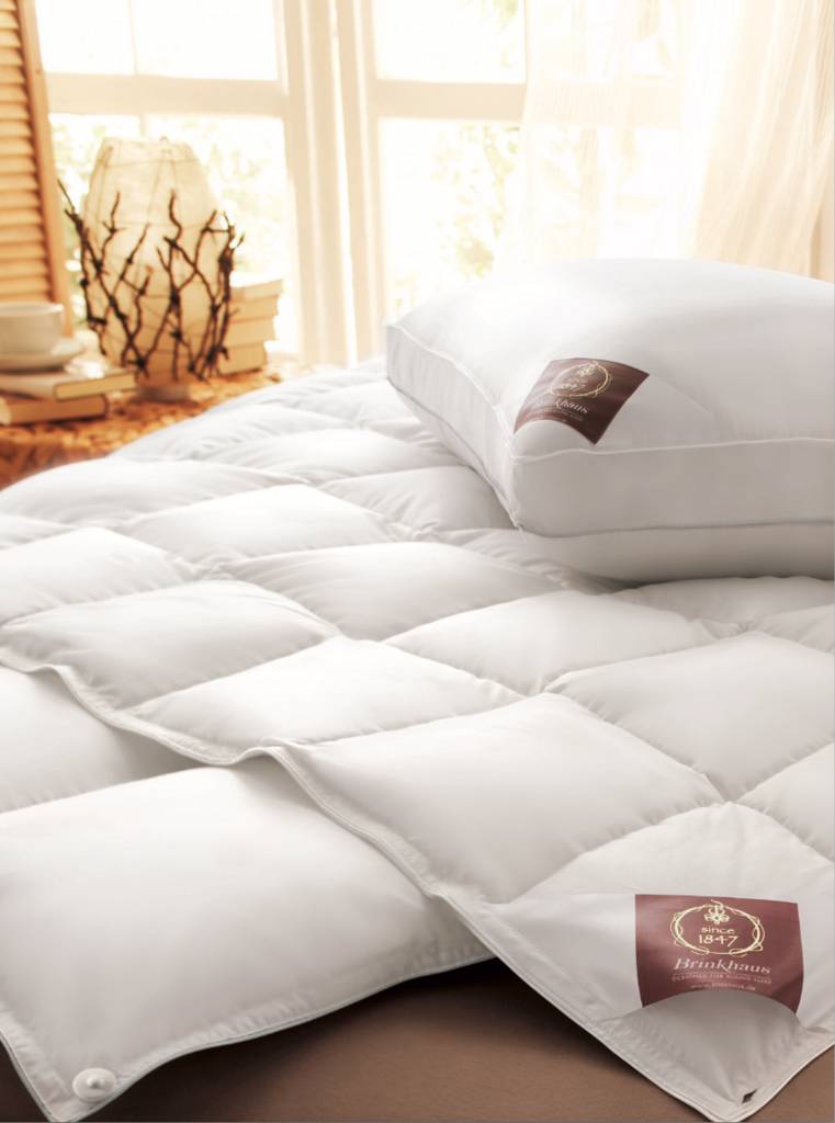 Brinkhaus Couette 4 Saisons Diamond (Doublon et plumes d'oie blanche polonaise neuve (90 % duvet)