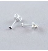 LAVI Onyx Ear Studs 2mm