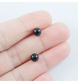 LAVI Onyx Ear Studs 6mm