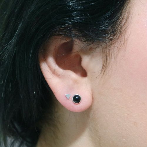 LAVI Onyx Ear Studs 6mm