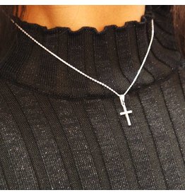 LAVI Sterling Silver Cross Chain